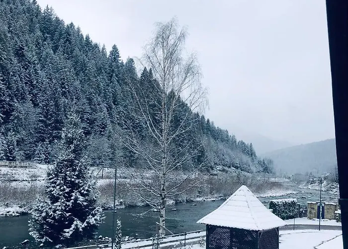 Апартаменты River House