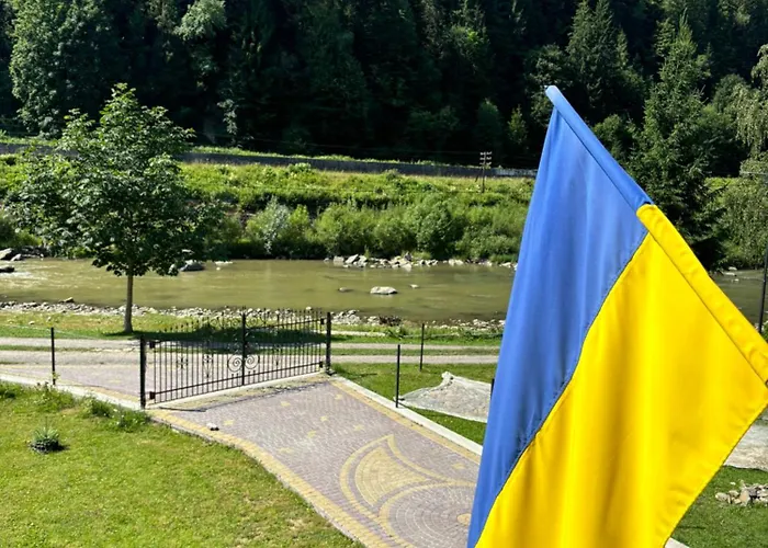 Апартаменты River House