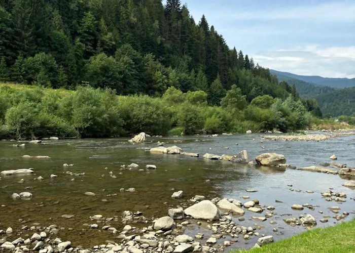 Апартаменты River House